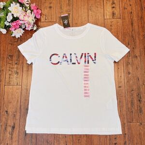 💚 NWT Calvin Klein Soft Crew Neck Rolled Sleeve Graphic Logo T-Shirt Size‎ S